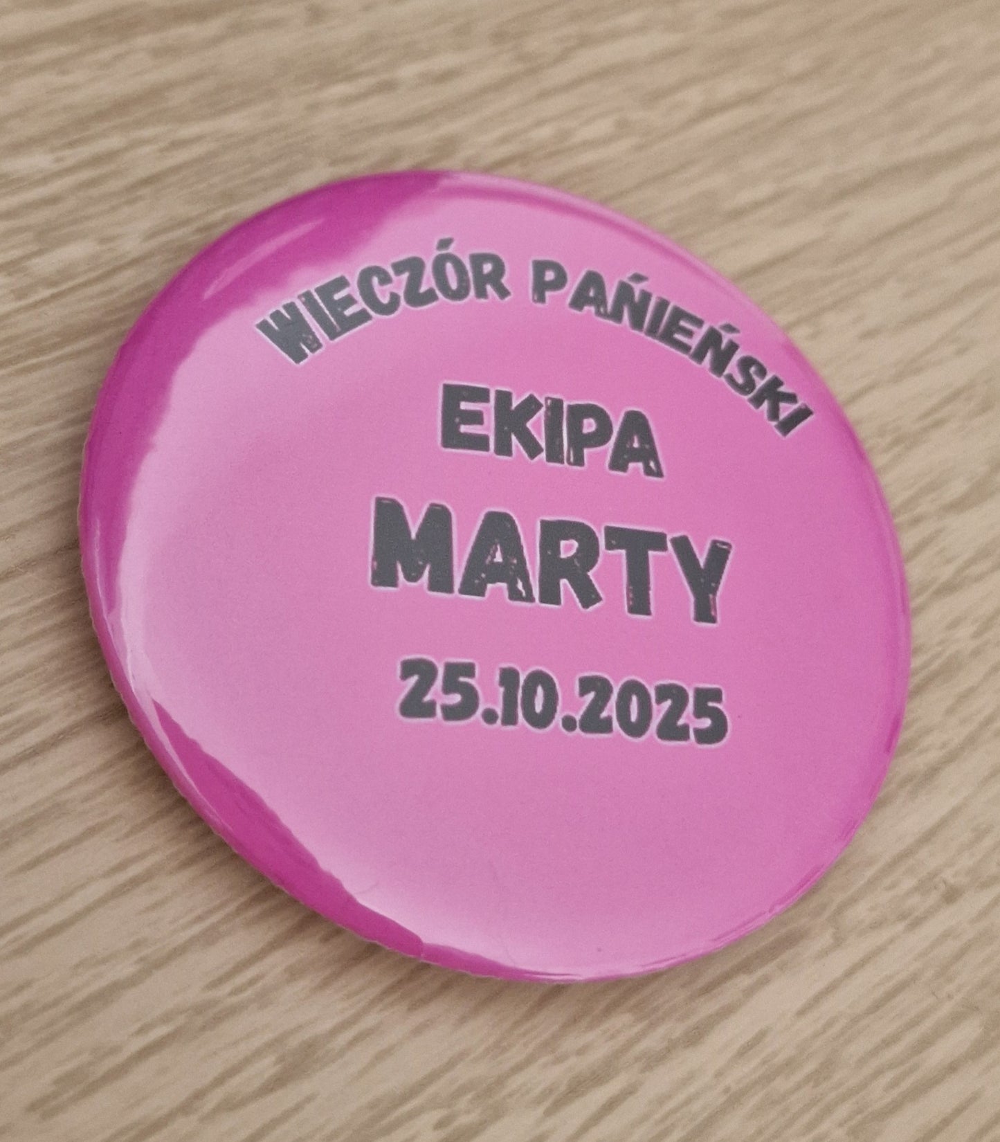 Custom badges 58mm set of 6 pcs